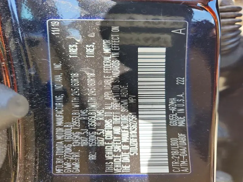 2019 TOYOTA HIGHLANDER XLE  