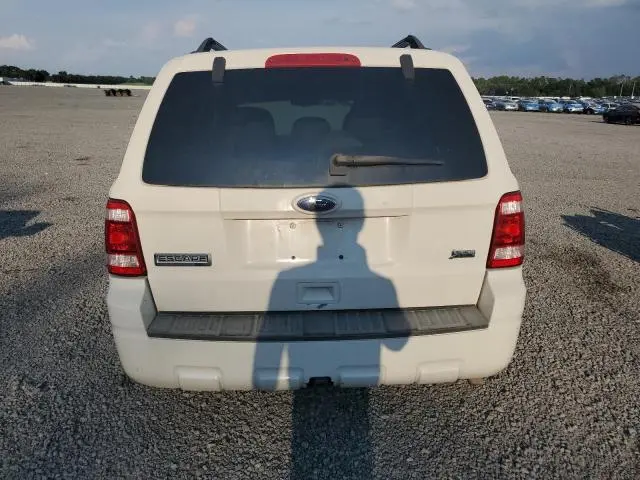 2011 FORD ESCAPE XLT  