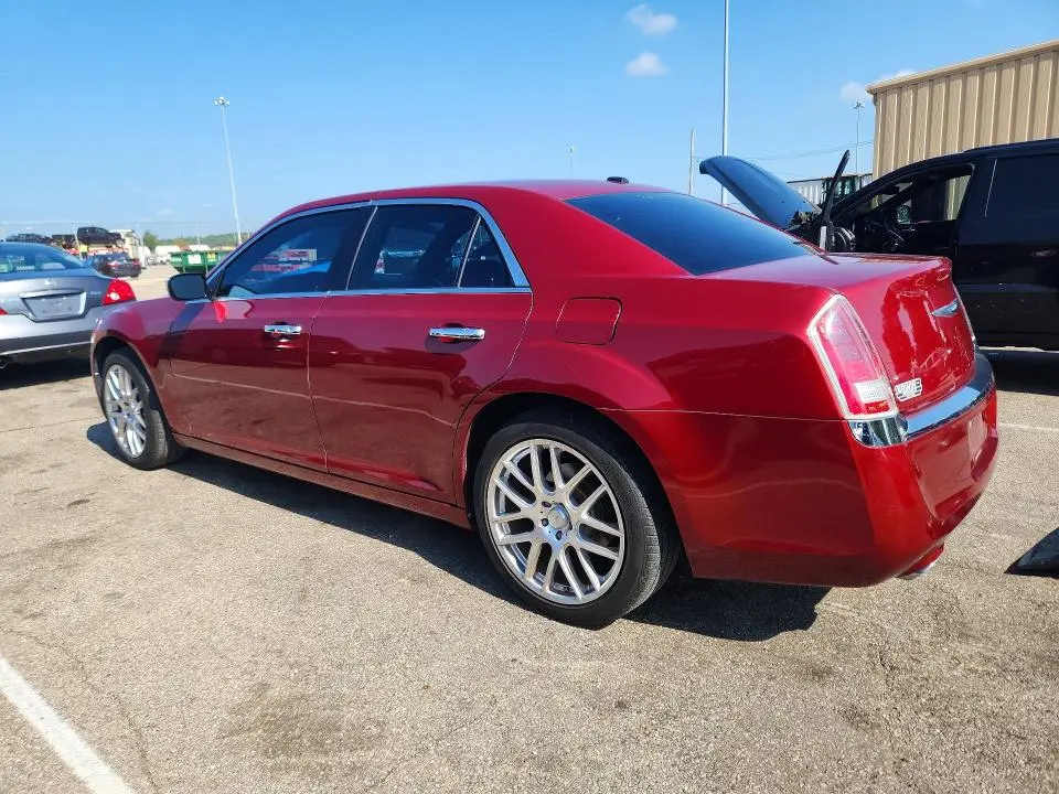 2011 CHRYSLER 300 LIMITED  