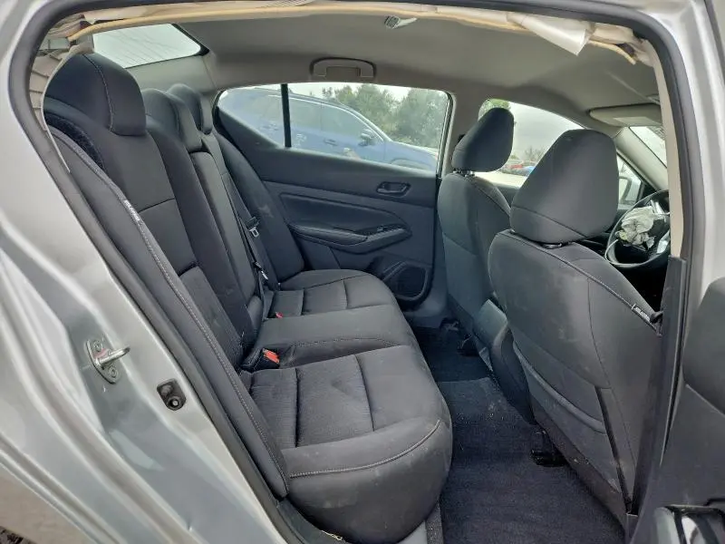 2023 NISSAN ALTIMA SV  