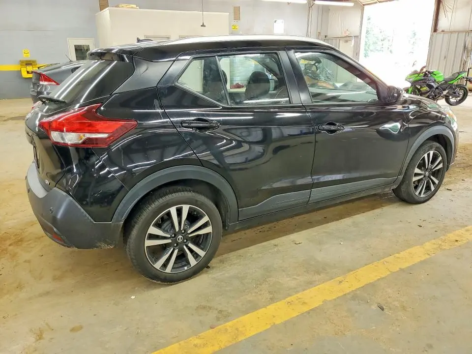 2020 NISSAN KICKS SV  