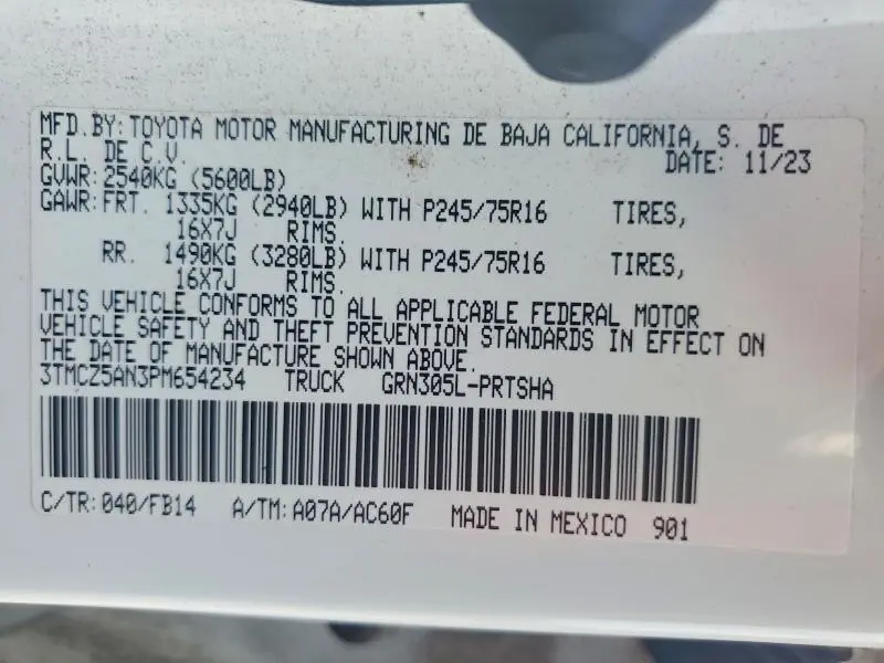 2023 TOYOTA TACOMA SR V6  