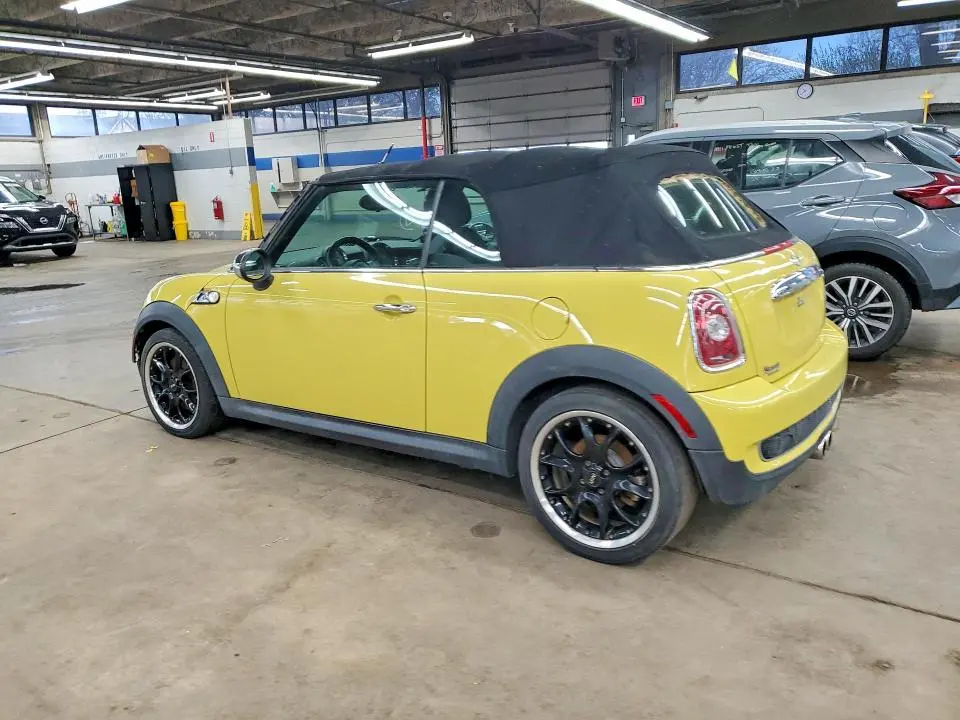 2010 MINI COOPER S  