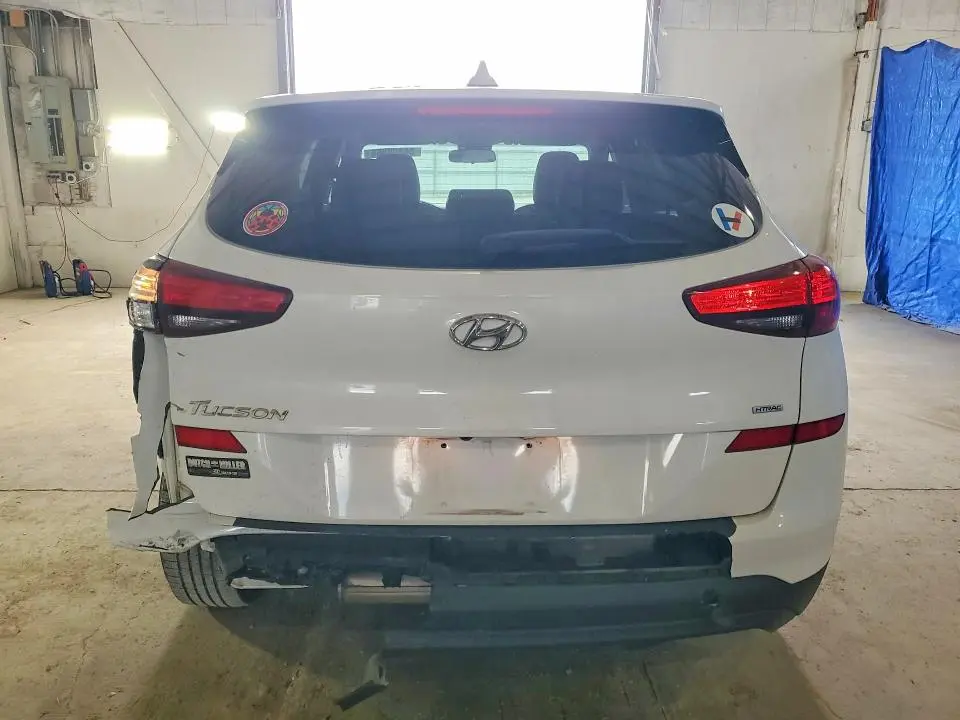 2019 HYUNDAI TUCSON SE  
