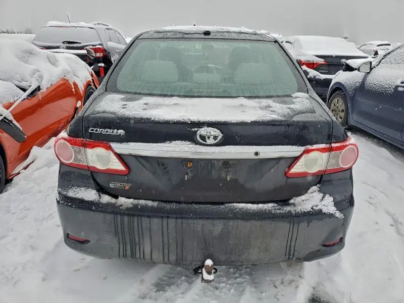 2013 TOYOTA COROLLA BASE  