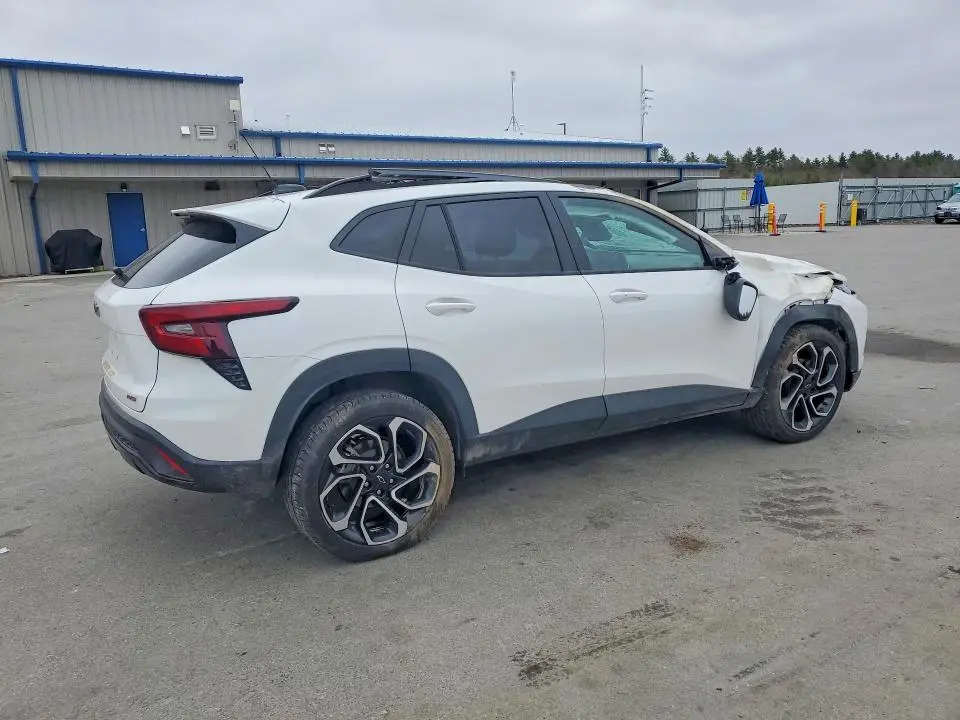 2025 CHEVROLET TRAX 2RS  