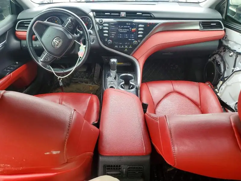 2020 TOYOTA CAMRY XSE  