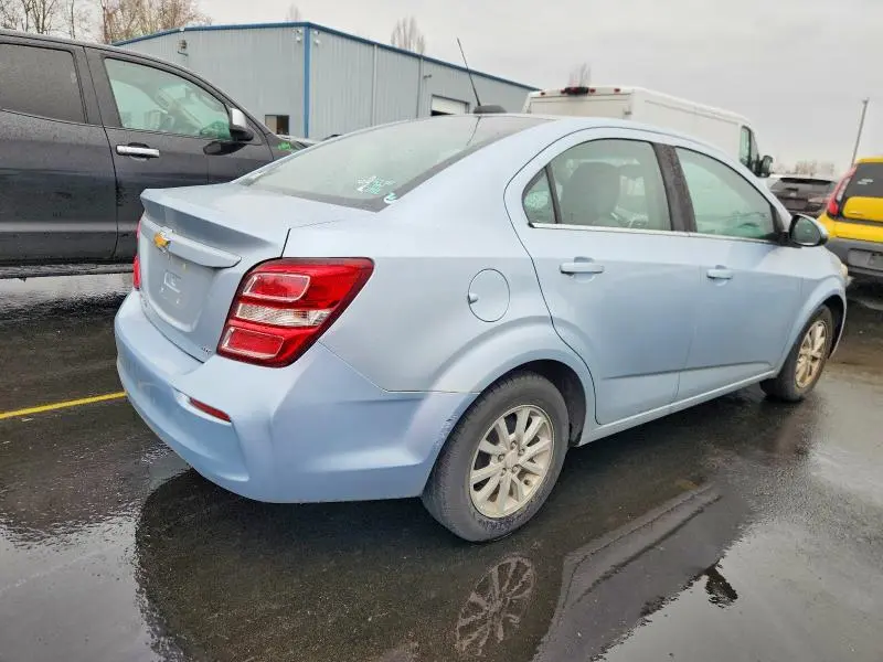 2017 CHEVROLET SONIC LT  