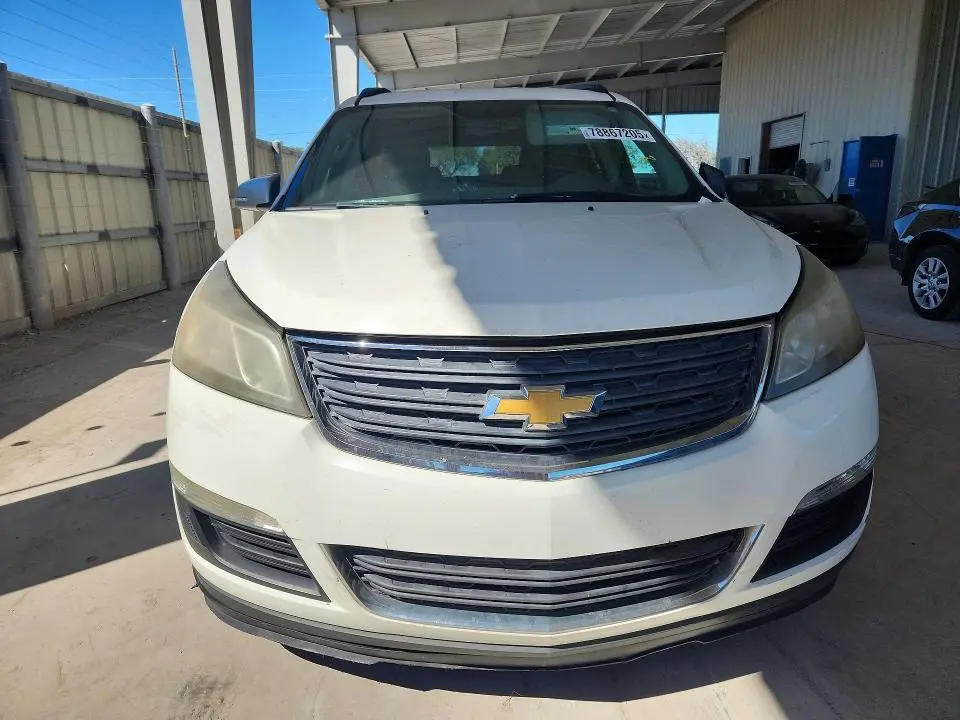 2013 CHEVROLET TRAVERSE LS  