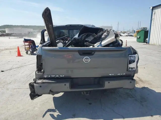 2017 NISSAN TITAN SV