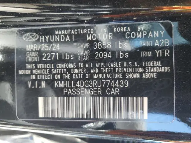 2024 HYUNDAI ELANTRA SE