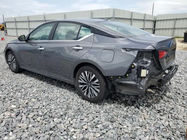 2024 NISSAN ALTIMA SV  
