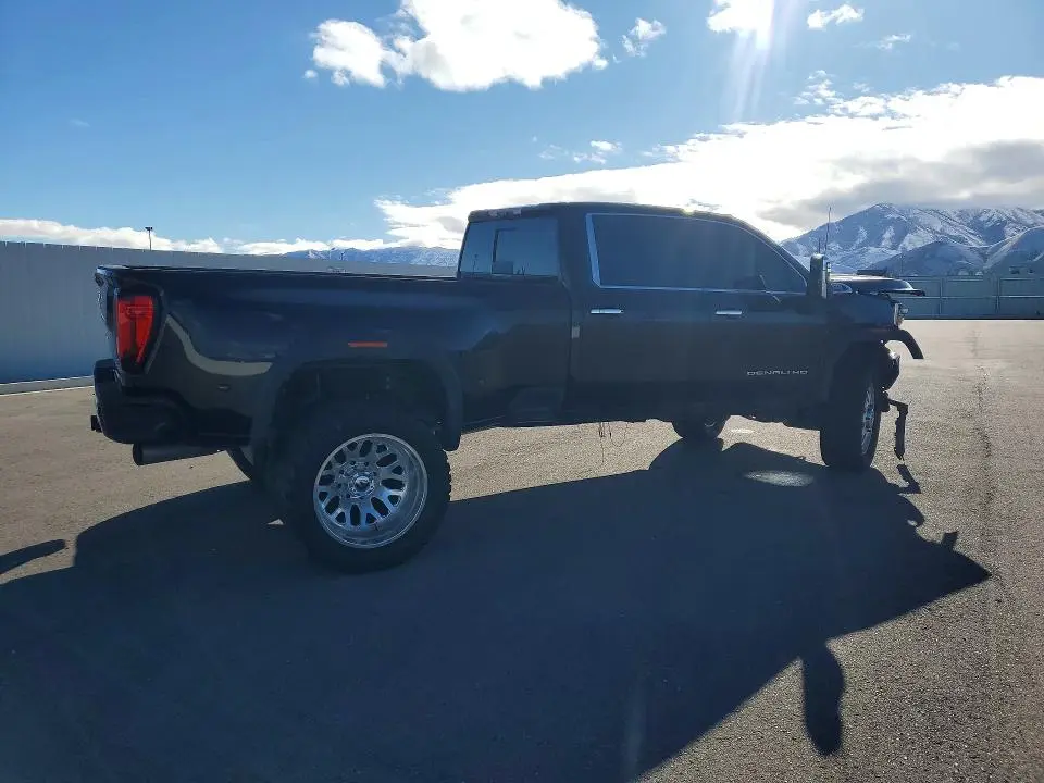 2021 GMC SIERRA K3500 DENALI  