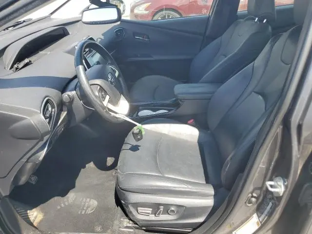 2016 TOYOTA PRIUS   