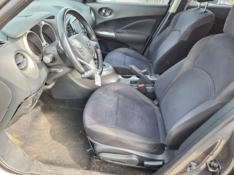 2011 NISSAN JUKE S  