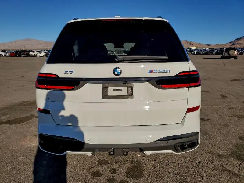 2024 BMW X7 M60I  