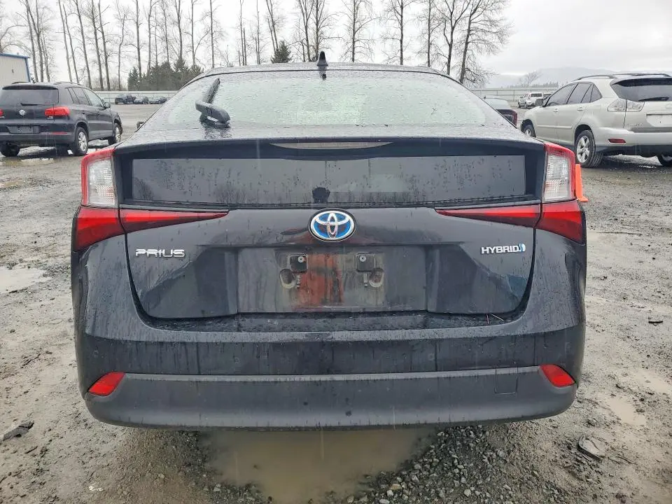 2022 TOYOTA PRIUS LE  