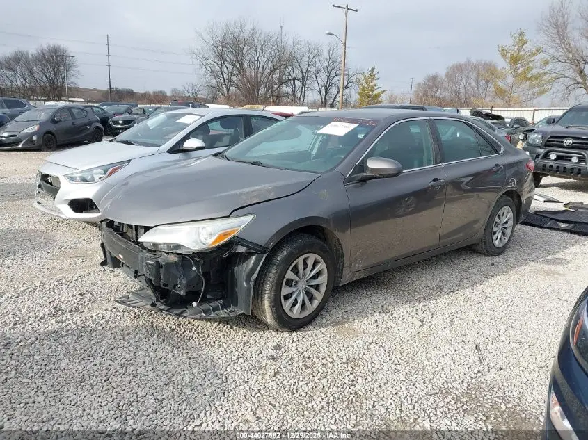 2017 TOYOTA CAMRY LE