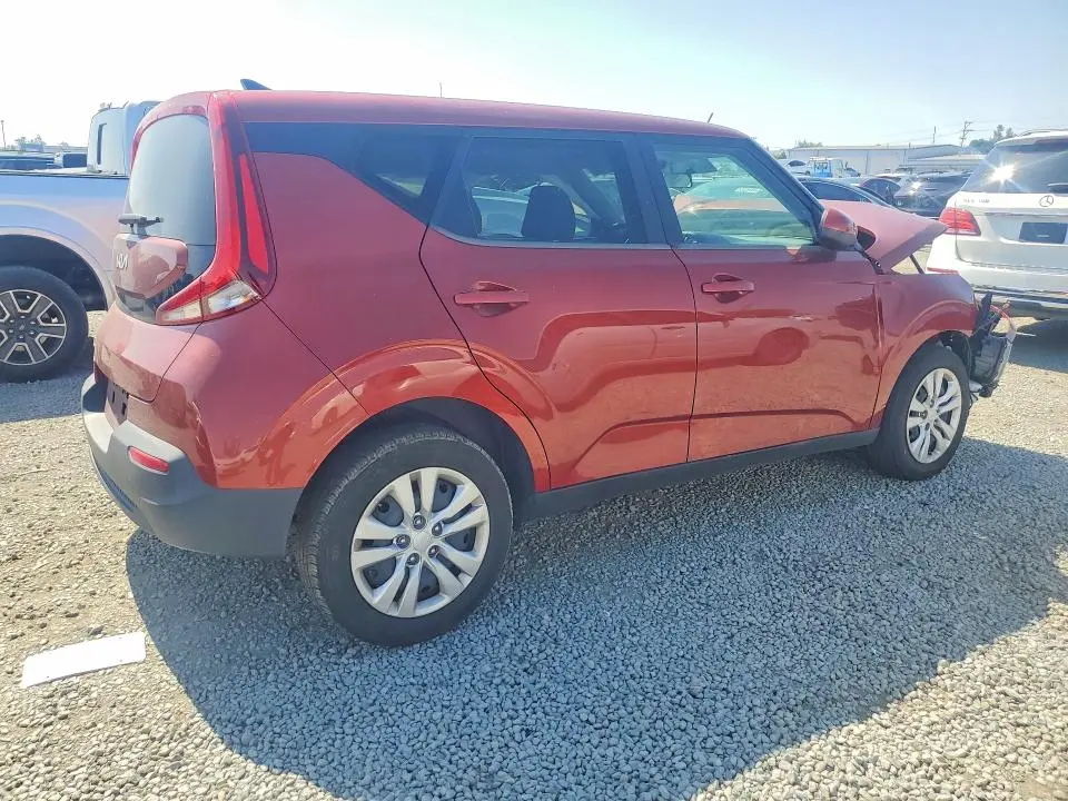2022 KIA SOUL LX  