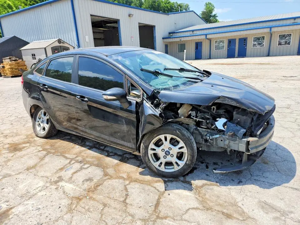 2015 FORD FIESTA SE  