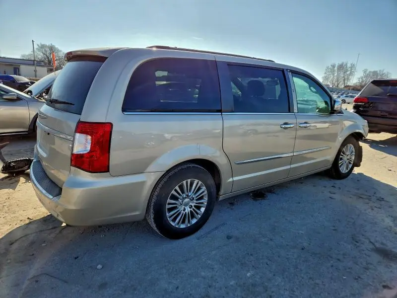 2013 CHRYSLER TOWN & COUNTRY TOURING L  