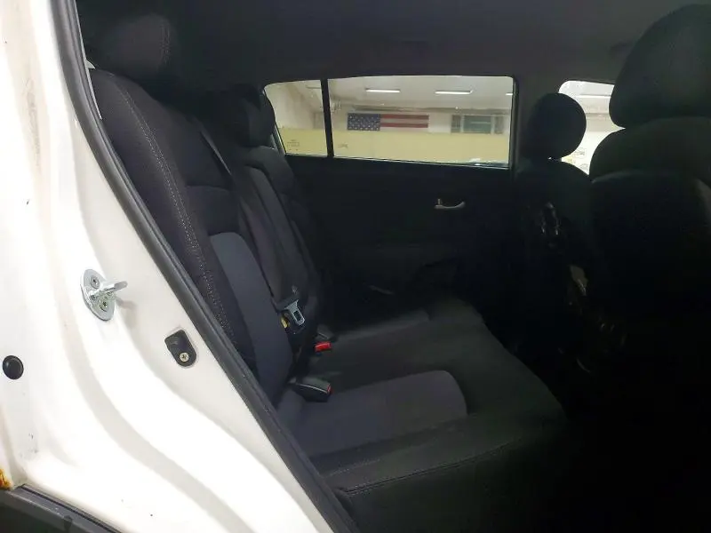 2016 KIA SPORTAGE LX  