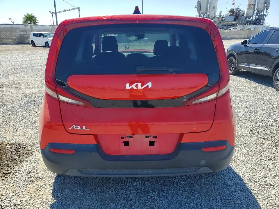 2022 KIA SOUL LX  