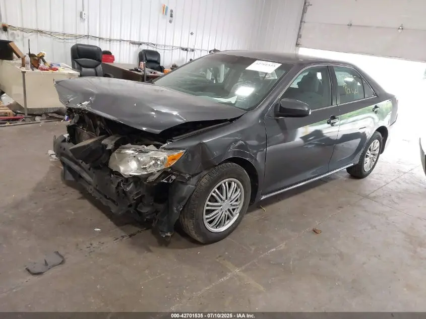 2012 TOYOTA CAMRY LE