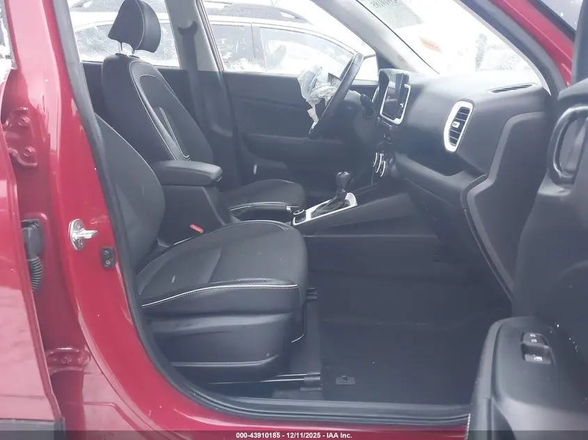 2022 HYUNDAI VENUE LIMITED