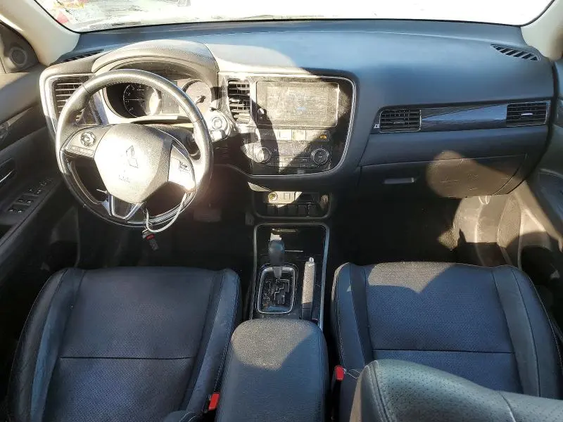 2017 MITSUBISHI OUTLANDER SE  