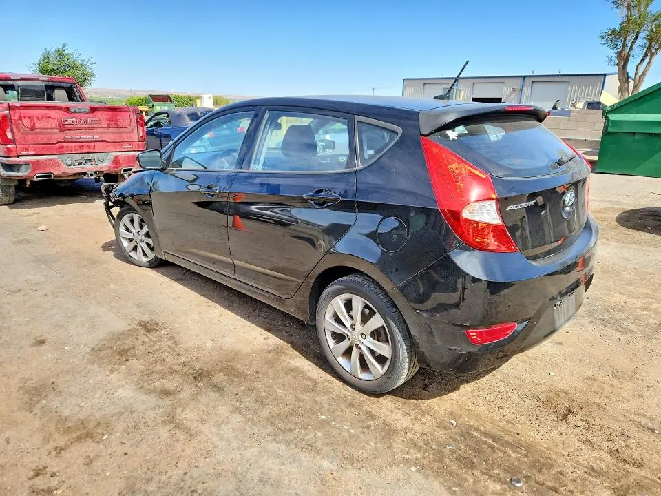 2012 HYUNDAI ACCENT GLS  