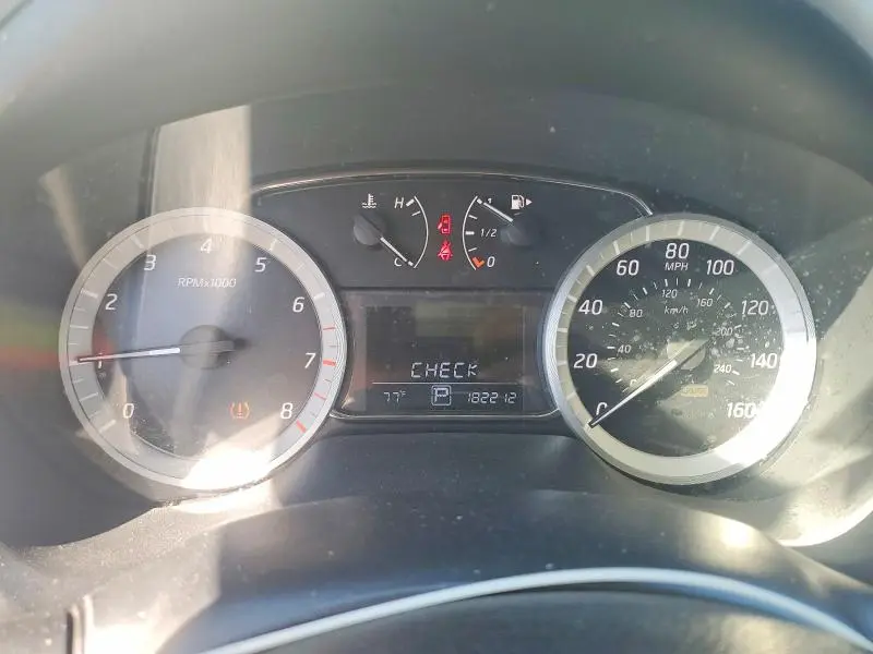 2015 NISSAN SENTRA SV  