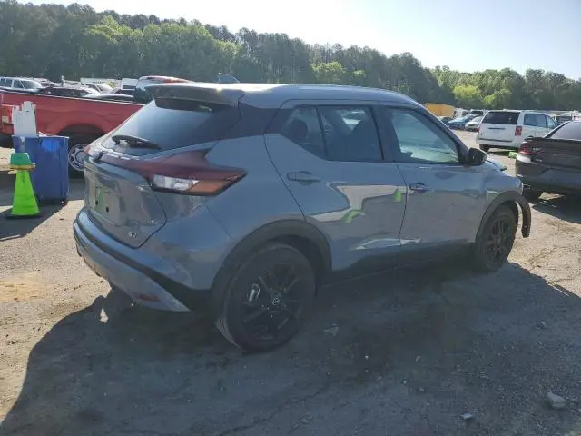 2024 NISSAN KICKS SV  