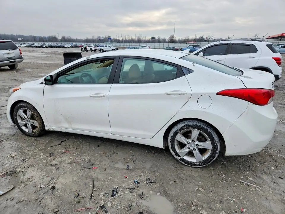 2013 HYUNDAI ELANTRA GLS  