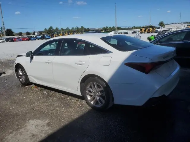 2021 TOYOTA AVALON XLE  