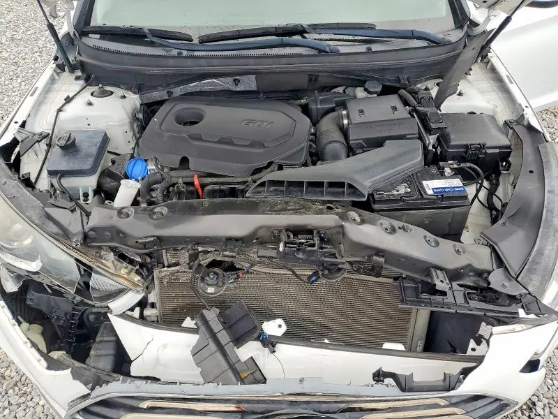 2019 HYUNDAI SONATA SE  