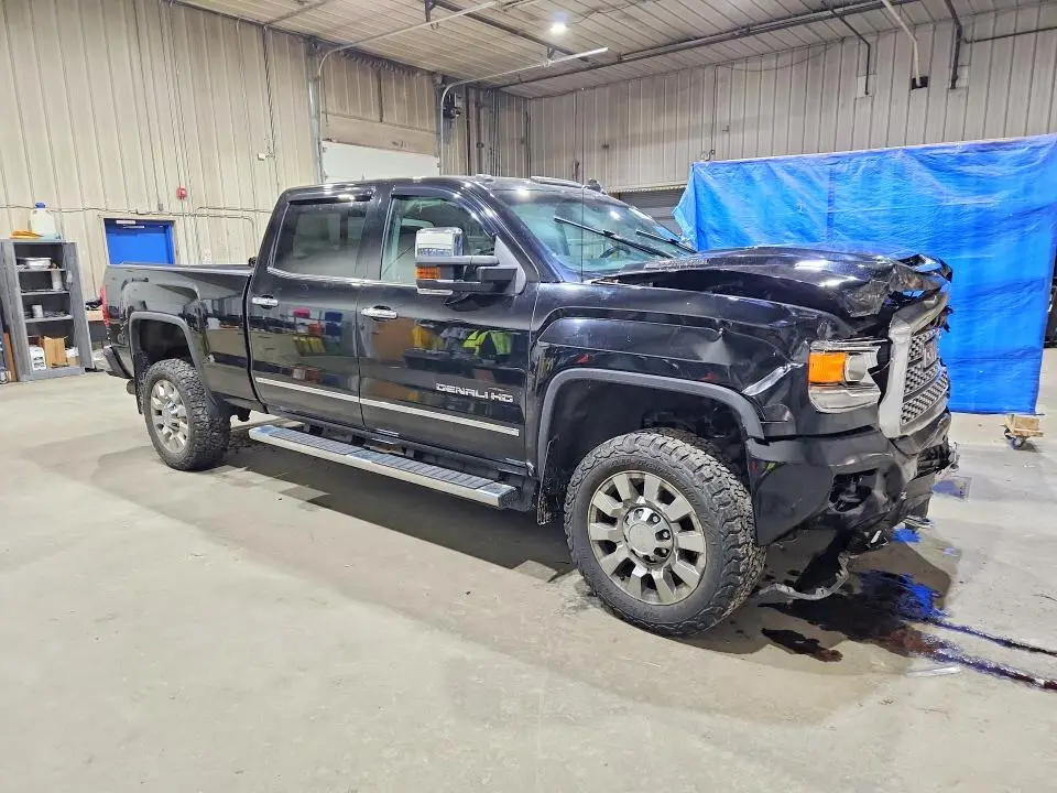 2019 GMC SIERRA K2500 DENALI  