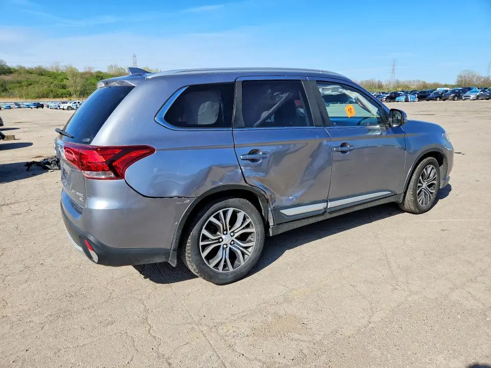 2018 MITSUBISHI OUTLANDER SE  