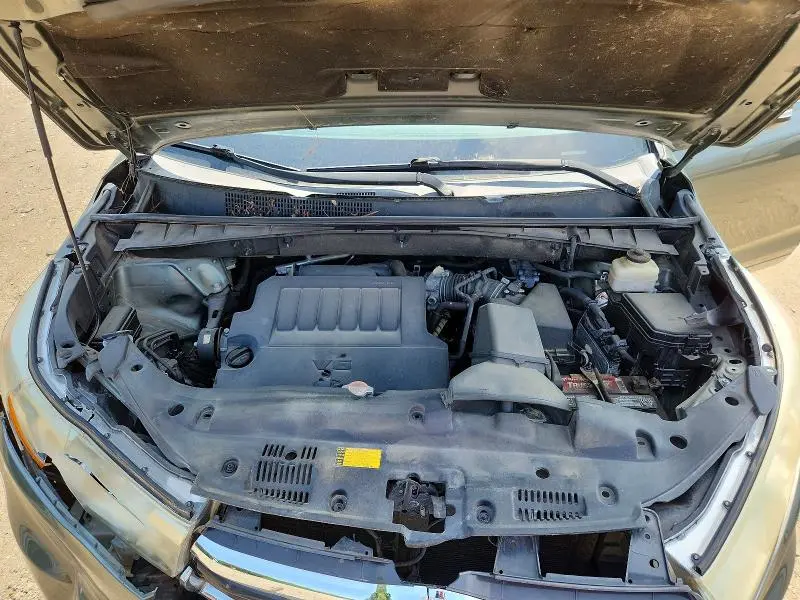 2016 TOYOTA HIGHLANDER LE PLUS  