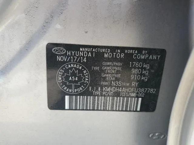 2015 HYUNDAI ELANTRA SE  