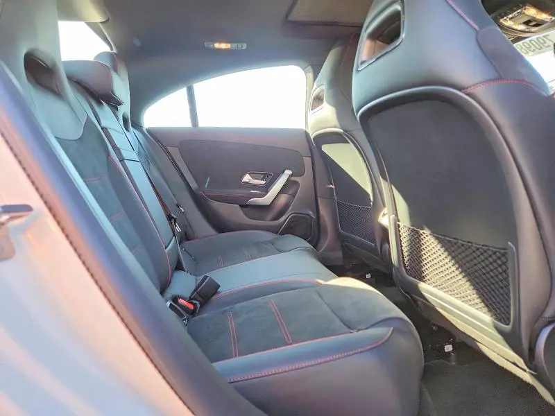 2025 MERCEDES-BENZ CLA 250  