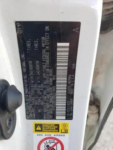 2017 TOYOTA HIGHLANDER SE  