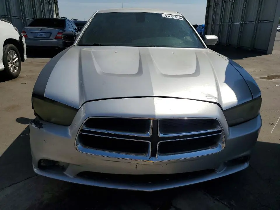 2012 DODGE CHARGER SE  