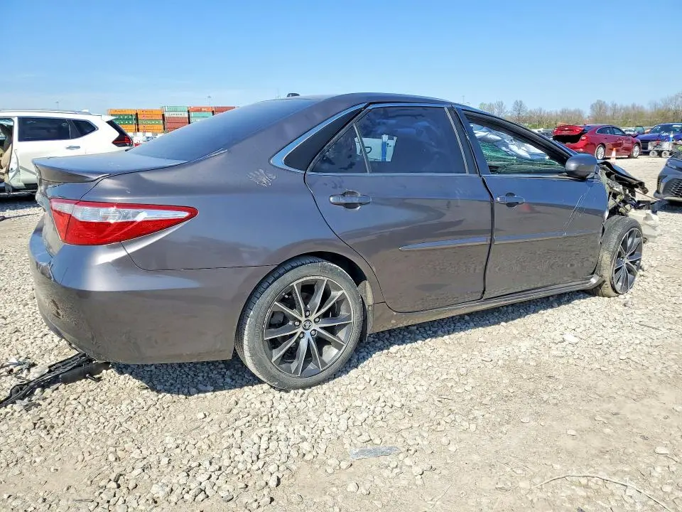2015 TOYOTA CAMRY XSE  