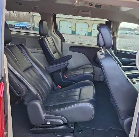 2015 CHRYSLER TOWN & COUNTRY TOURING L  