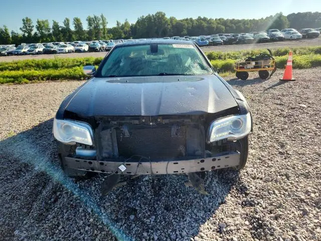 2019 CHRYSLER 300 LIMITED  