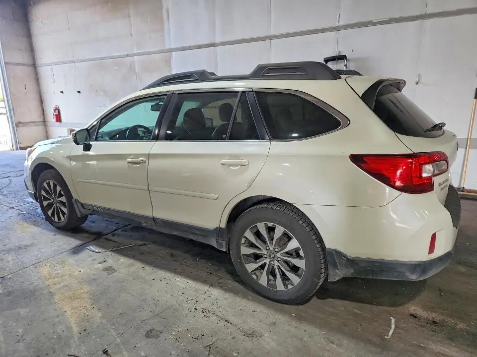 2015 SUBARU OUTBACK   