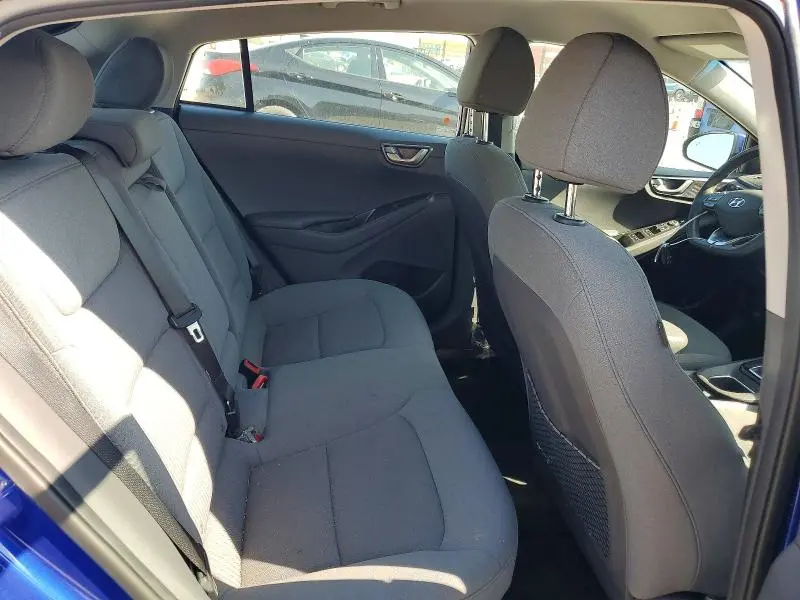 2020 HYUNDAI IONIQ SE  