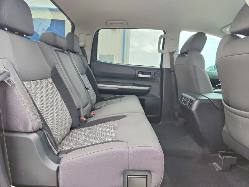 2019 TOYOTA TUNDRA SR5  
