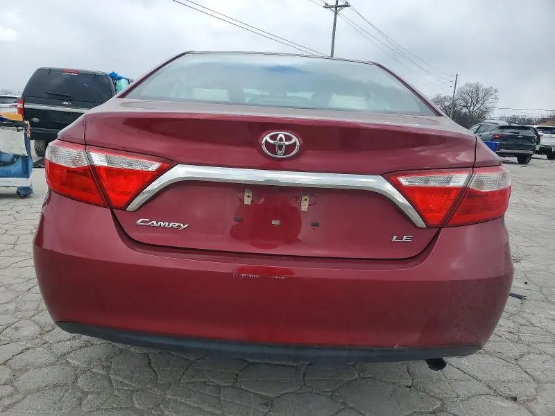 2015 TOYOTA CAMRY LE  